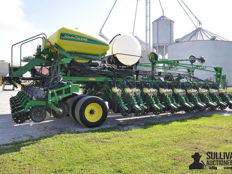 2010-john-deere-db60-image-5