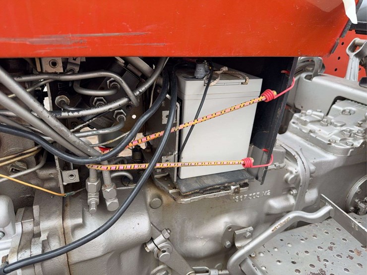 massey-ferguson-265-image-21