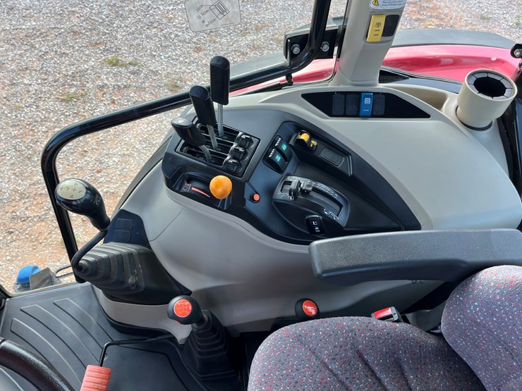 2019-massey-ferguson-6713-image-16