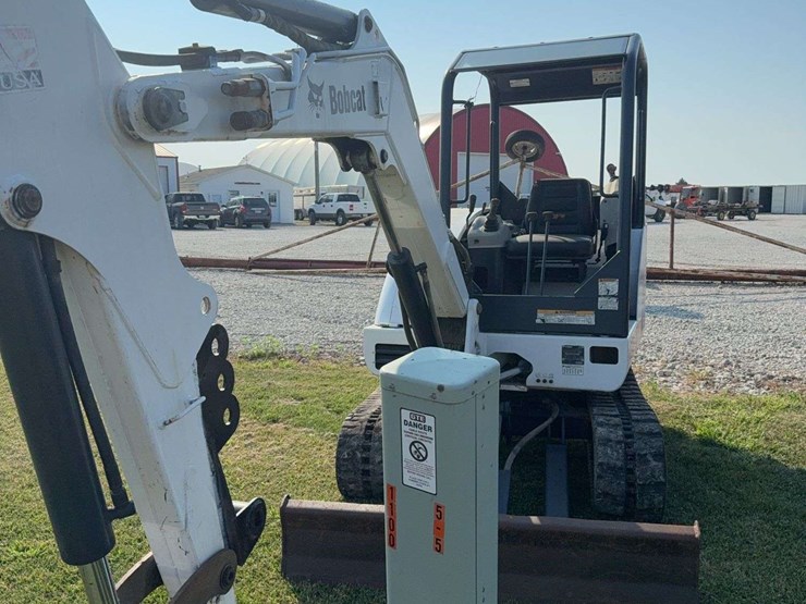 2007-bobcat-329g-image-4