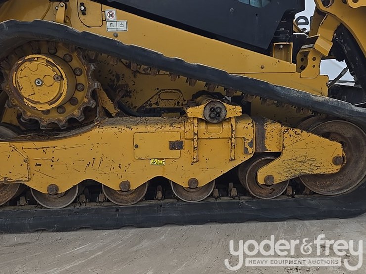 2022-caterpillar-259d3-image-24
