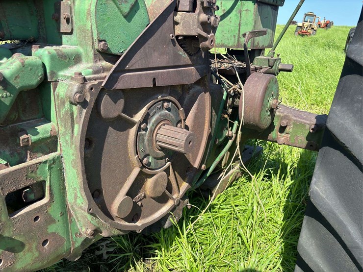 john-deere-70-image-51