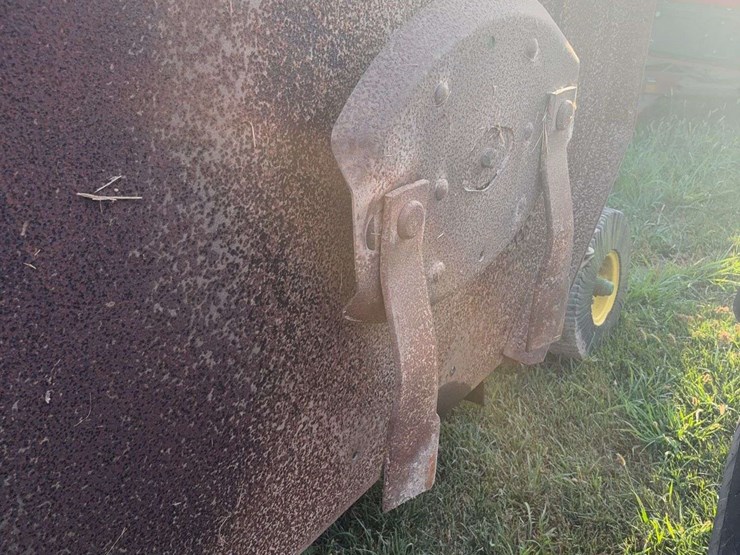 john-deere-1517-image-7