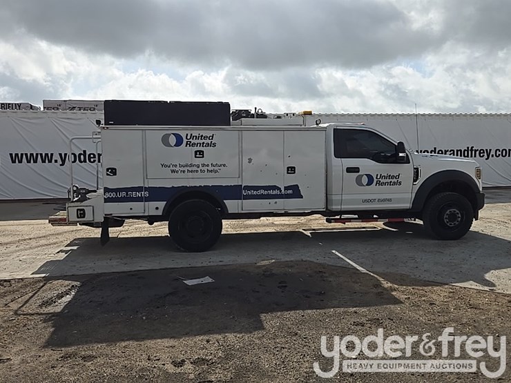 2019-ford-f550-image-6