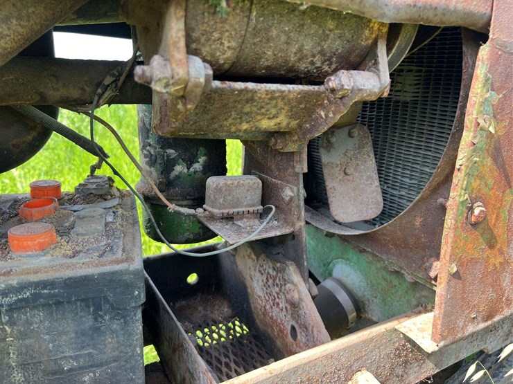 john-deere-h-image-23