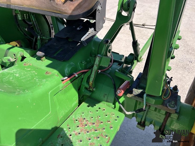john-deere-2555-image-18