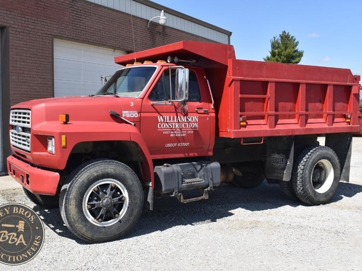 1989-ford-f800-image-3