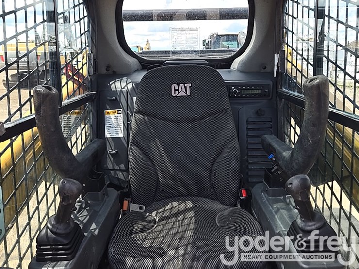 2022-caterpillar-259d3-image-51