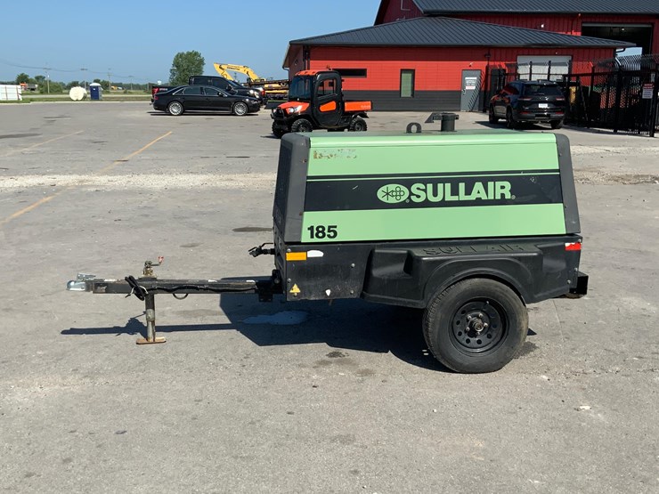 sullair-185f-portable-air-compressor-image-8
