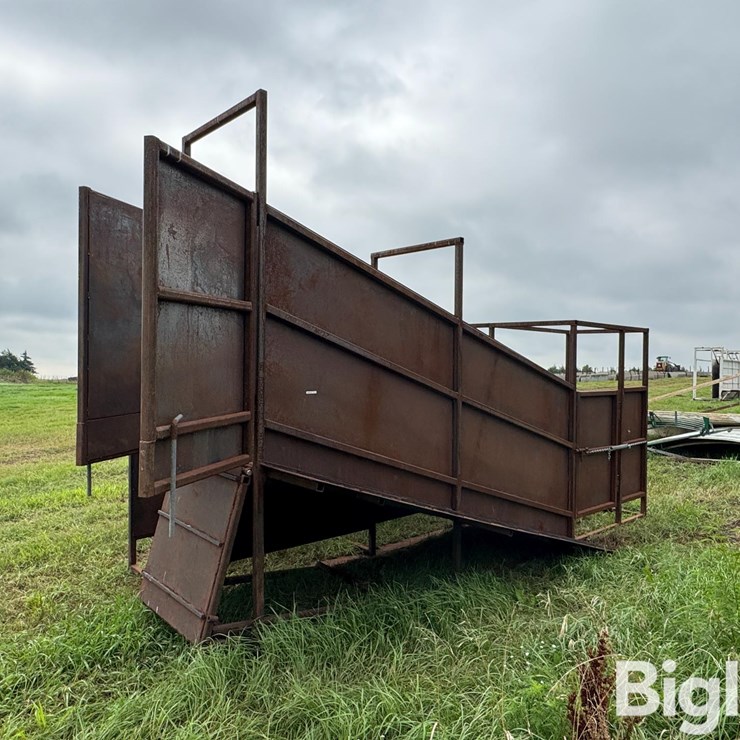 Cattle Load-out Chute