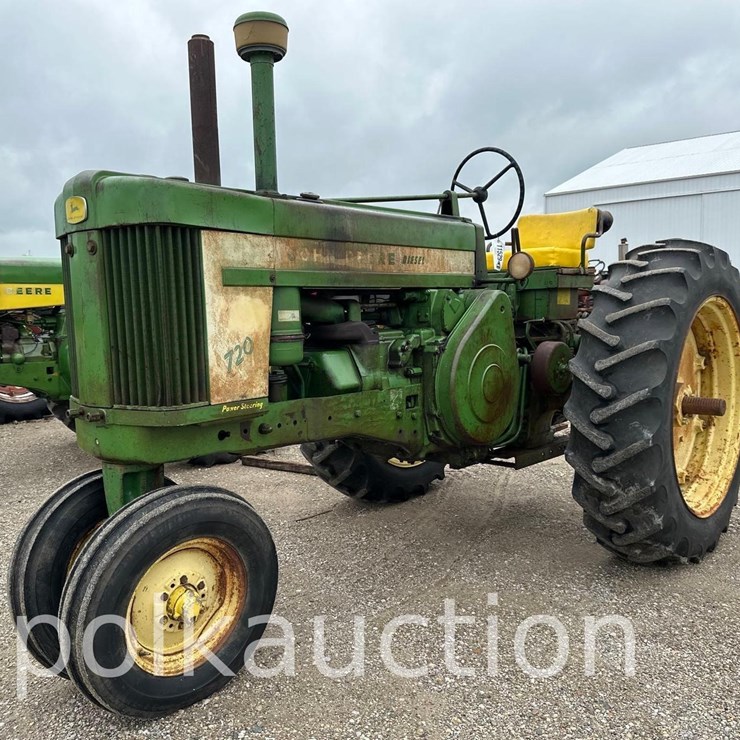 JOHN DEERE 720