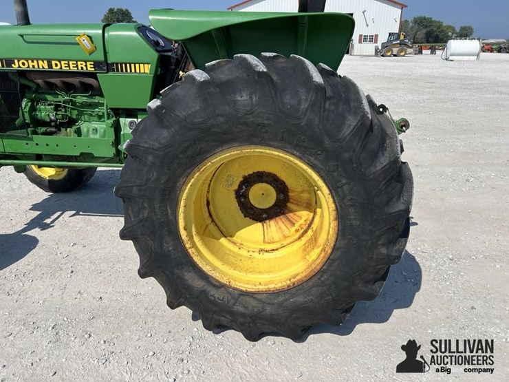 john-deere-2555-image-9