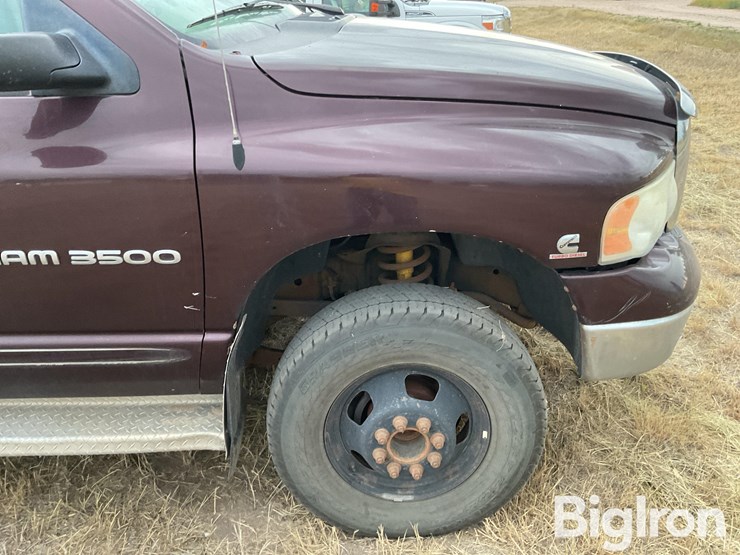 2004-dodge-ram-3500-image-18