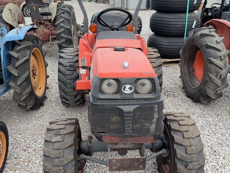 kubota-b7500-image-3