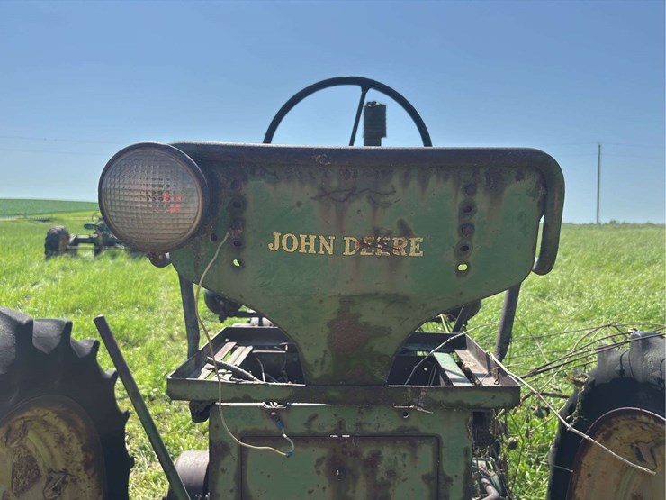 john-deere-70-image-46