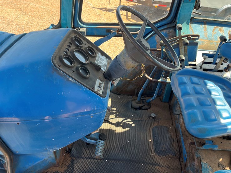 ford-tractor-image-10