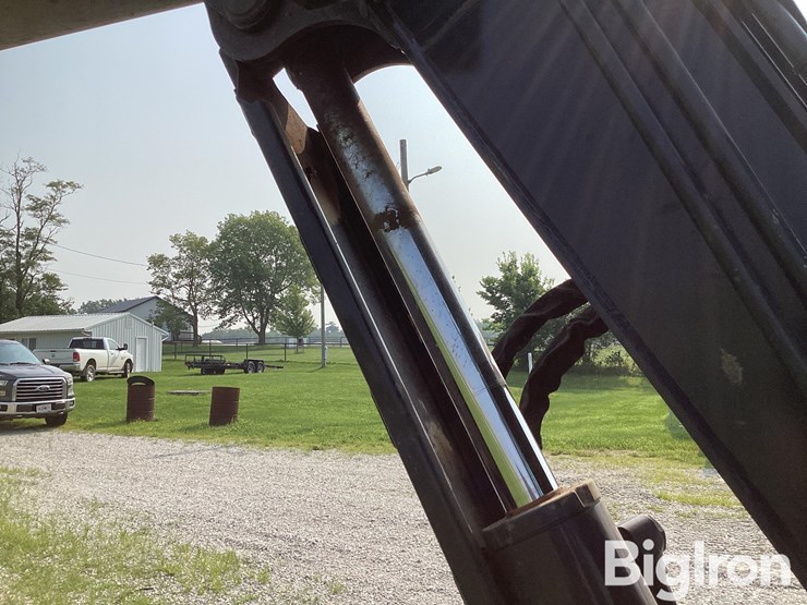 2016-deere-35g-image-11