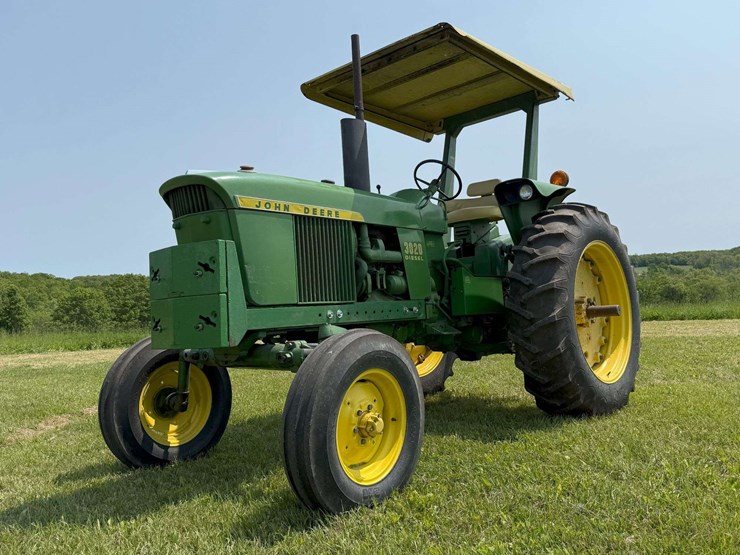 1972-john-deere-3020-image-1