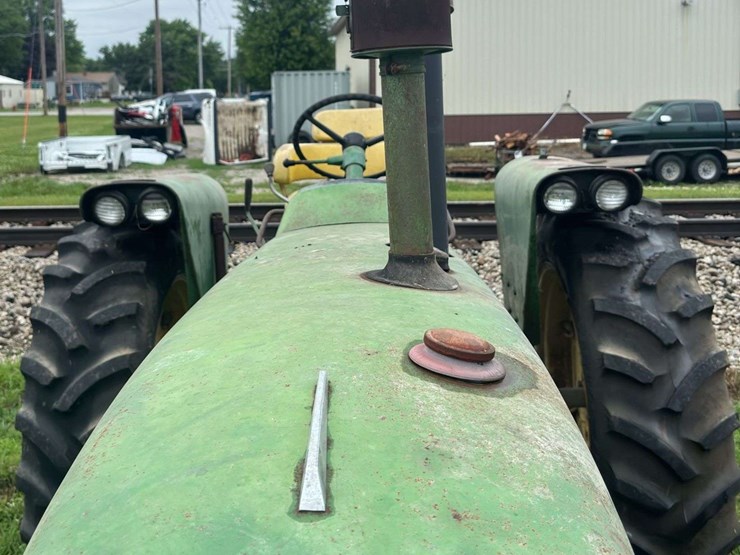 john-deere-2510-image-10