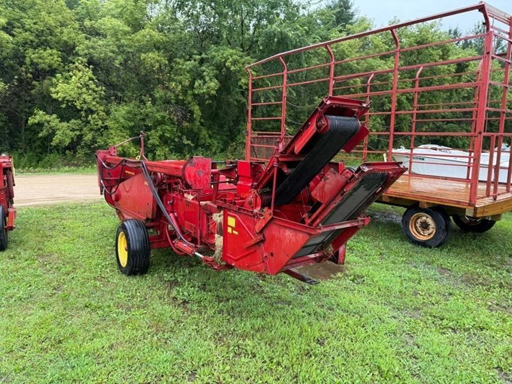 new-holland-310-image-4
