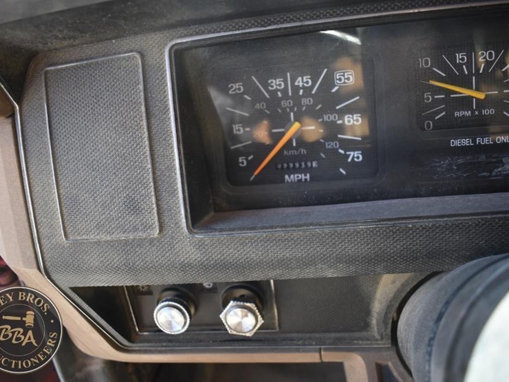 1989-ford-f800-image-26