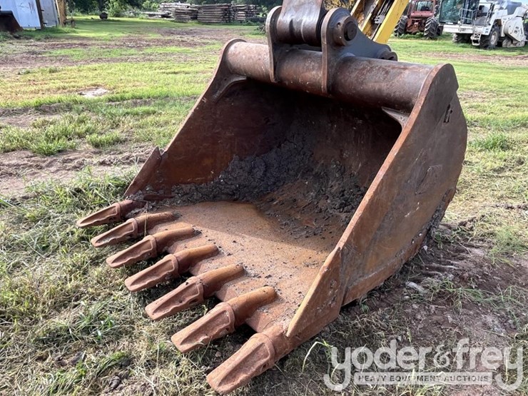 2021-komatsu-pc490-lc-11-image-12