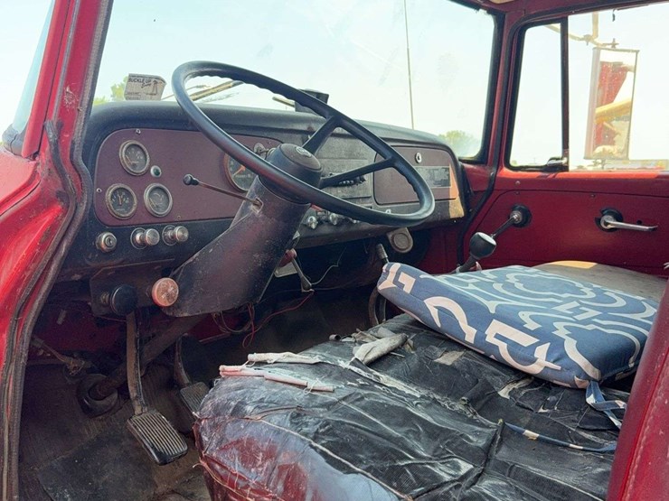 1975-international-loadstar-image-7