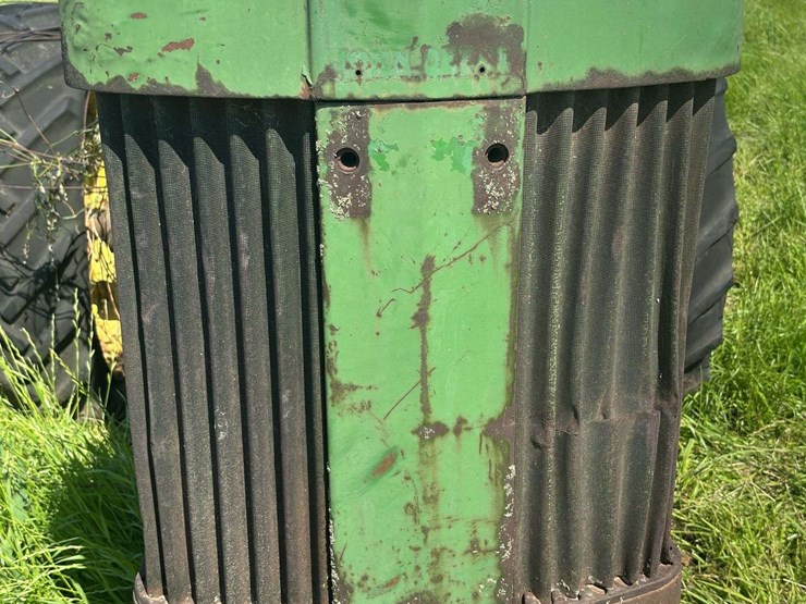 john-deere-70-image-9