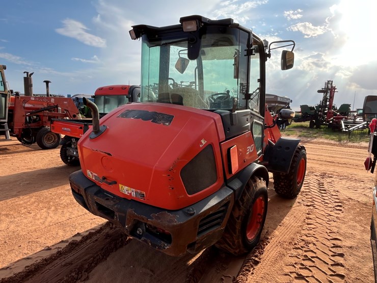 kubota-r630-image-5