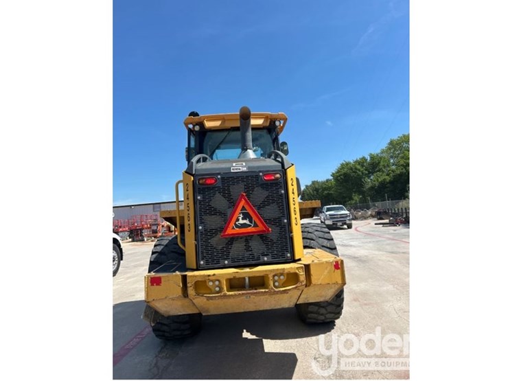 2019-deere-524l-image-3
