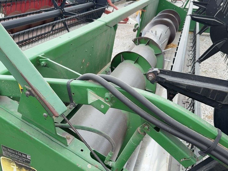 2025-john-deere-918-image-7