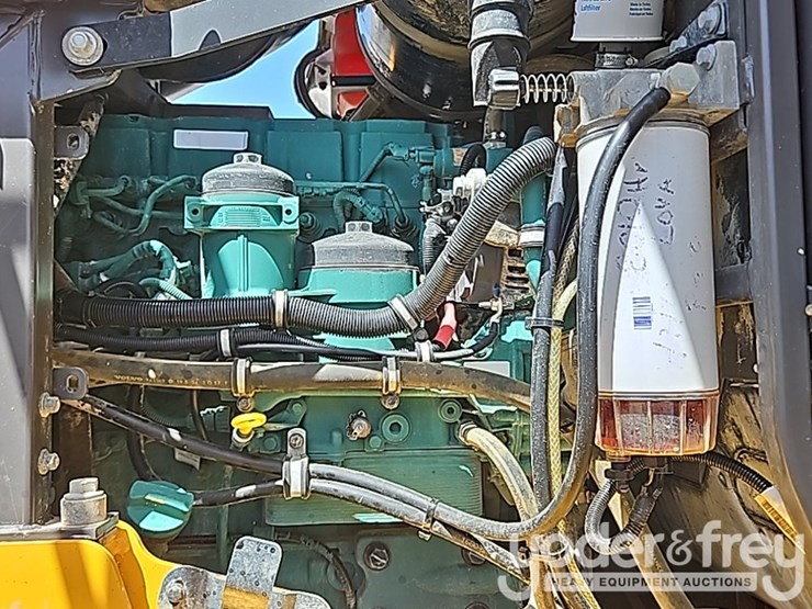 2018-volvo-l110h-image-41