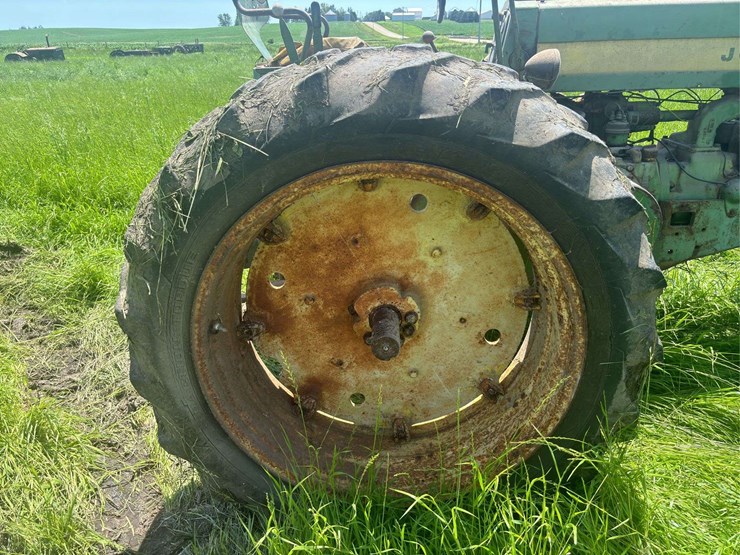 john-deere-720-image-22