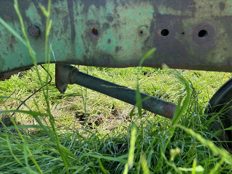 john-deere-70-image-56