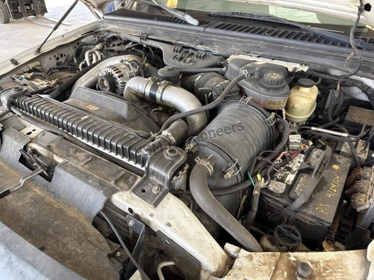 2006-ford-f350-image-16