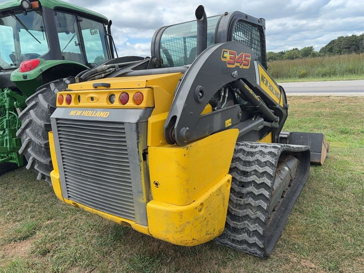 2021-new-holland-c345-image-10