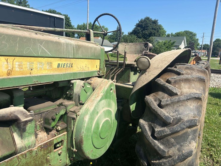 john-deere-720-image-39