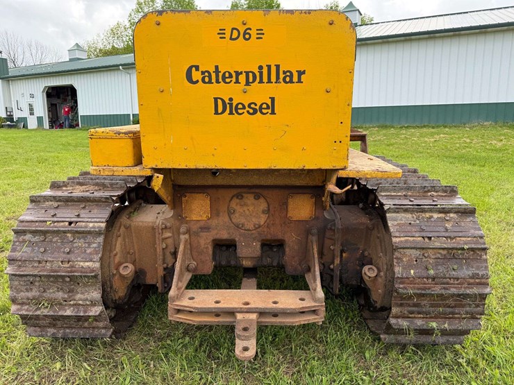 caterpillar-d6-image-13