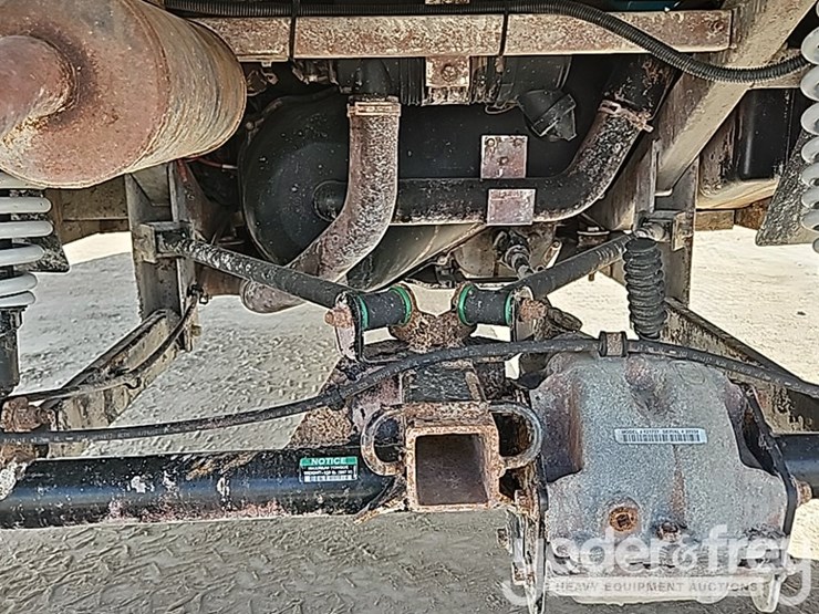 2019-club-car-carryall-1700-image-22