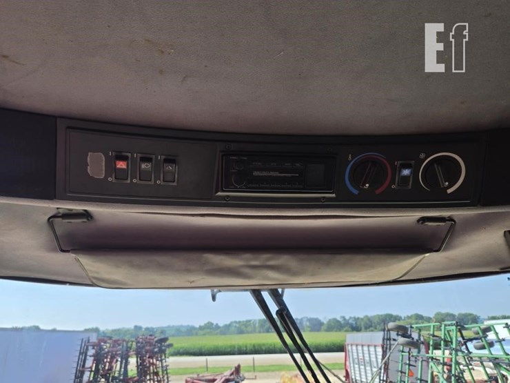 1997-case-ih-2166-image-36