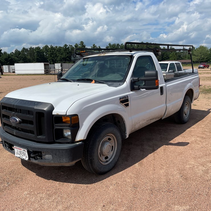 2010 FORD F250 XL