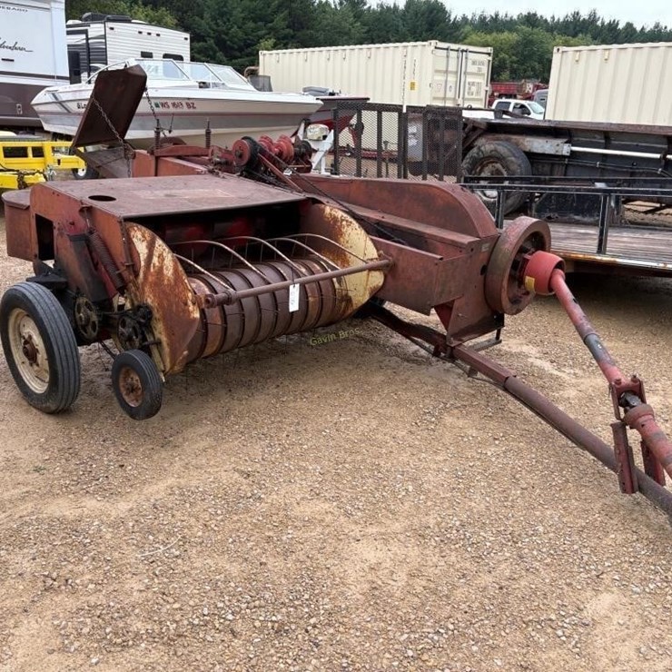 NEW HOLLAND SUPER 66