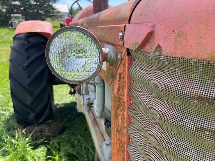 massey-ferguson-97-image-11