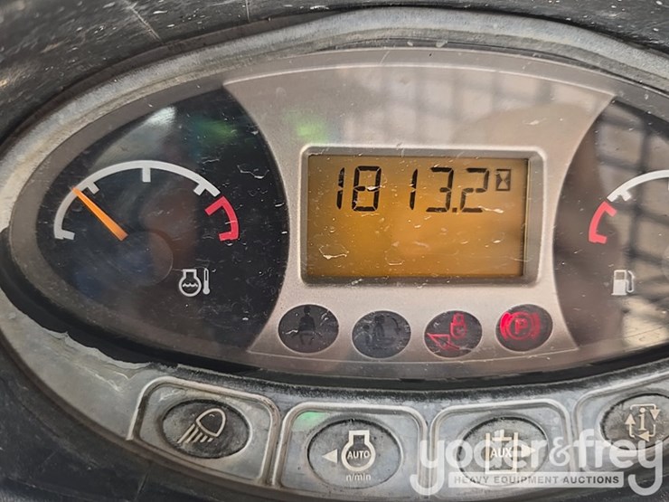 2019-bobcat-t590-image-60