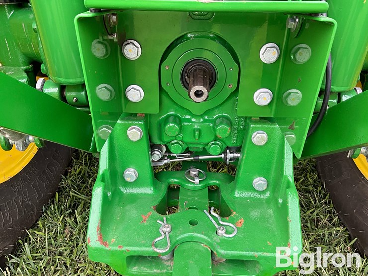2023-john-deere-5095m-image-11