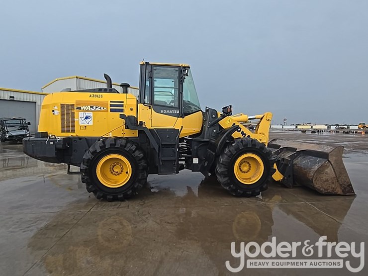 2017-komatsu-wa320-8-image-78