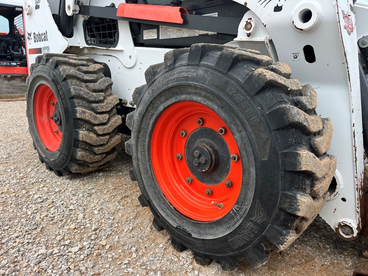 2015-bobcat-s770-image-6