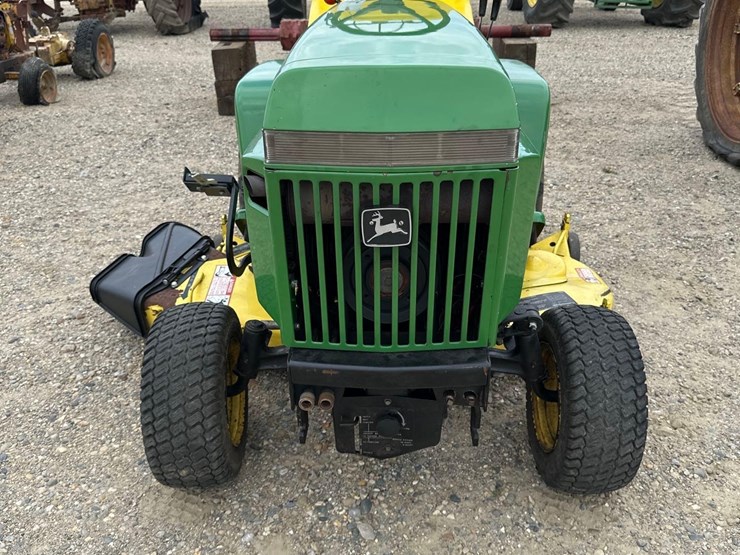 john-deere-318-image-2