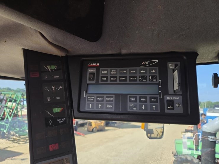 1997-case-ih-2166-image-32