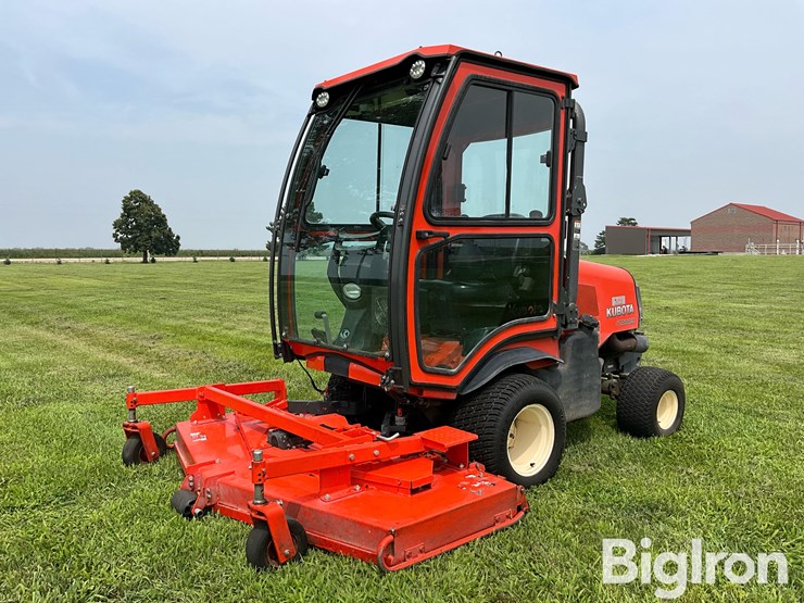2019-kubota-f3990-image-1
